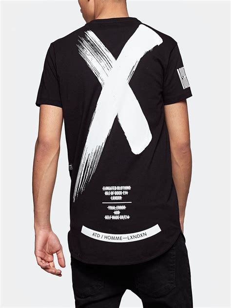 print T-shirt long black | Tee shirt designs, Mens shirts, Shirt design inspiration