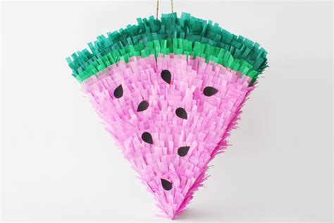 [VIDEO] DIY Summer Party Décor: Watermelon Piñata | PaperMart.com