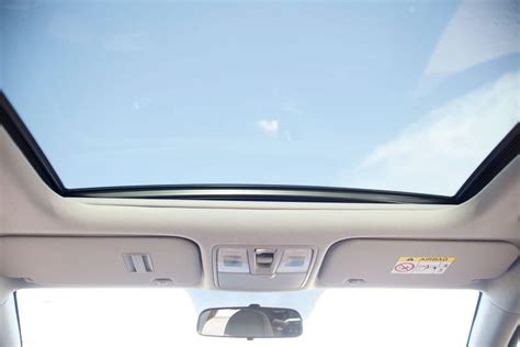 Does The Mazda CX-9 Have A Sunroof?