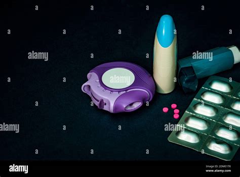 Reliever Inhaler High Resolution Stock Photography and Images - Alamy