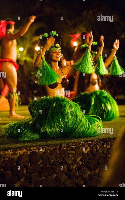 The old lahaina luau hi-res stock photography and images - Alamy