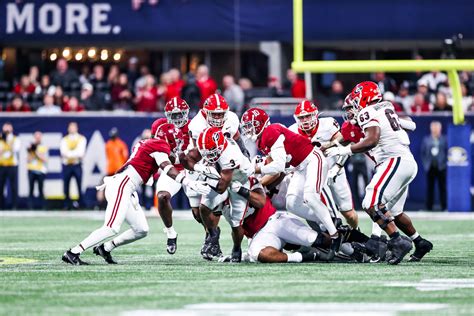 Georgia vs Alabama Betting Line Released - Bulldogs Favored over ...