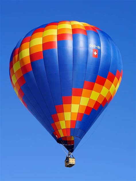 hot air balloon, balloon, sea, assembly, sky, flying, float, adventure | Pikist