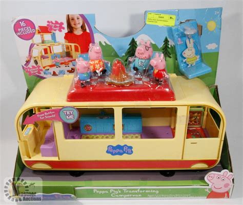 PEPPA PIGS TRANSFORMING CAMPER VAN