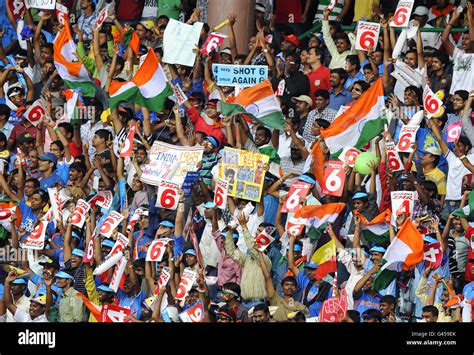 Indian crowd cricket stadium hi-res stock photography and images - Alamy