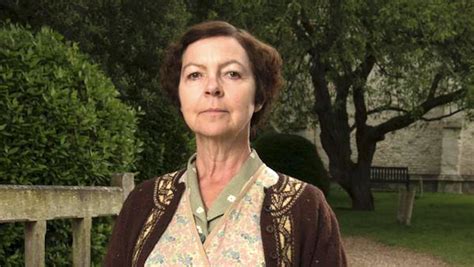 Grantchester’s Tessa Peake-Jones on the Inspiration Behind Mrs. Maguire ...