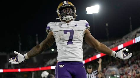 Washington RB Dillon Johnson (foot) feeling 'a lot better' - ESPN