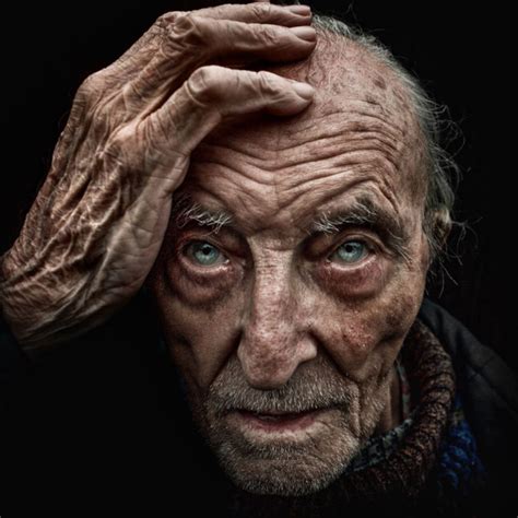 Photographer Becomes Homeless So He Could Take Gripping Portraits Of People Living In The ...