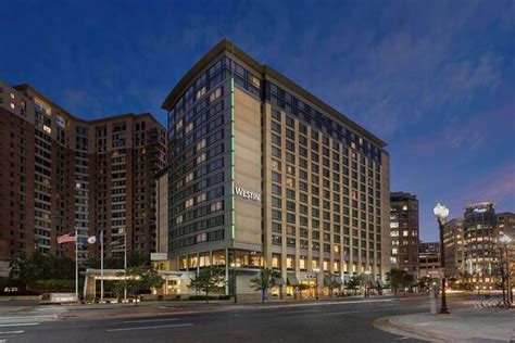 THE WESTIN ARLINGTON - Updated 2023 Prices & Hotel Reviews (VA)