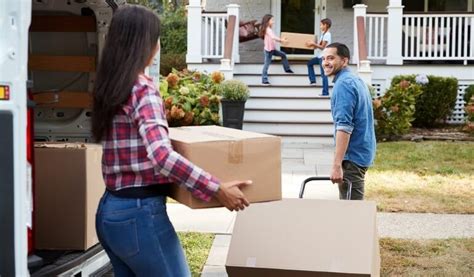 Moving House Etiquette | Fantastic Removals Blog