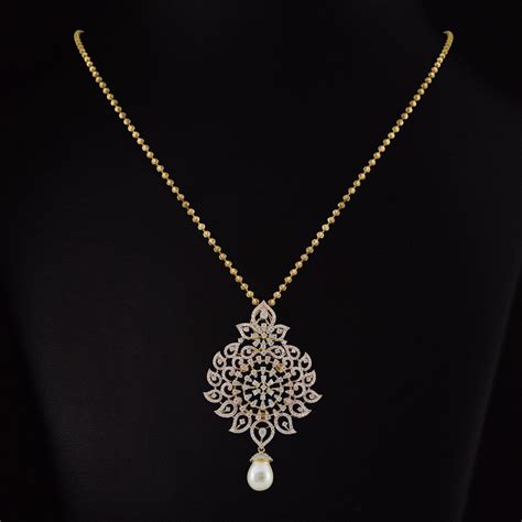 Vummidi Bangaru Jewellers #indiandiamondnecklaces | Diamond pendants designs, Diamond jewelry ...