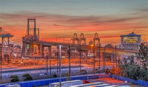 Harbor Lights (explored) | Sunrise at the L.A. Harbor Knoll … | Flickr