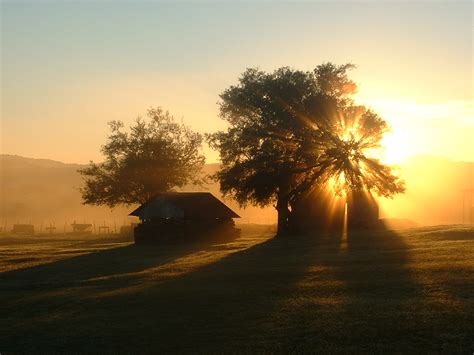 Amanecer en el campo | Esta foto la saque de maps.google.com… | Flickr