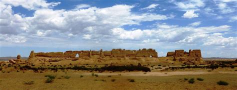 Han Dynasty Granary west of Dunhuang - Silk Road - Wikipedia | Silk ...