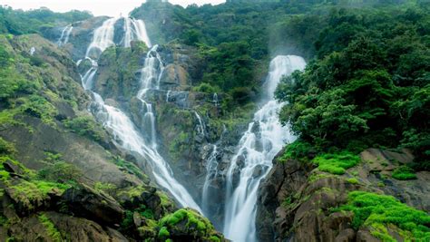 12 Best Places to Visit Between Hyderabad to Goa Road Trips - Famous Tourist Attractions