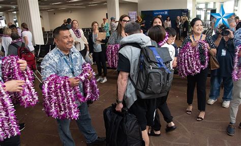 United Airlines celebrate 75 years in Hawaii | Honolulu Star-Advertiser