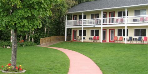 Beach Inn Motel on Munising Bay (Munising, MI): What to Know BEFORE You ...