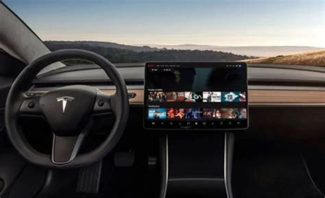 Tesla Frozen Screen: Top 5 Helpful Tips & Main Reasons