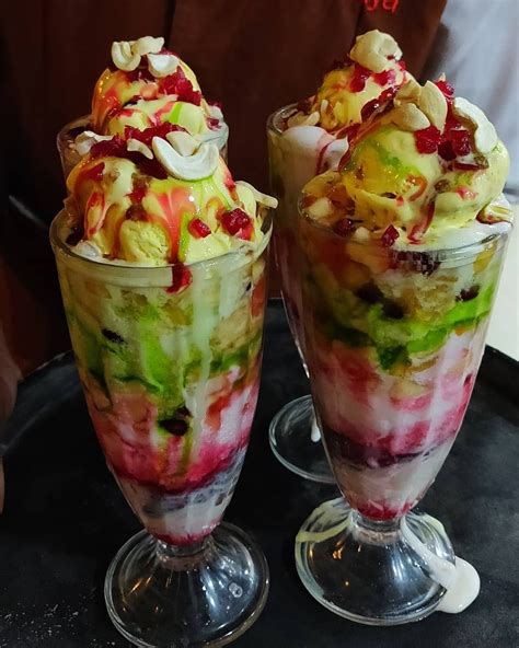 Pin by pramod Kamble on Ice-cream | Falooda recipe, Indian dessert recipes, Falooda