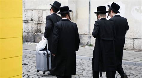 My Hasidic community taught me to avoid non-Jews, but I decided to live differently. What if ...