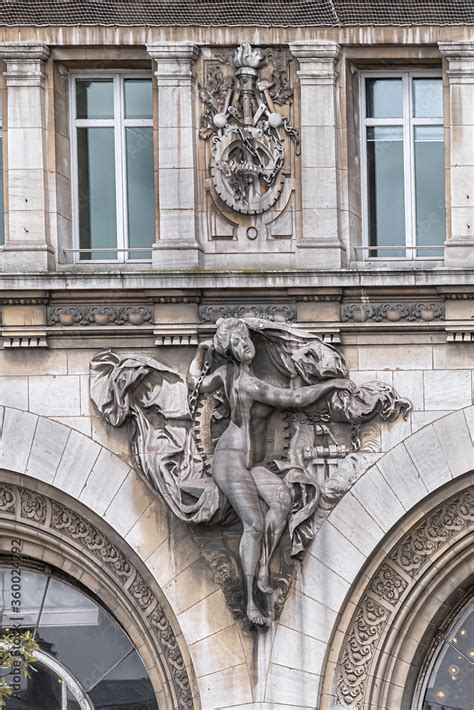 Architectural Details of Paris-Gare-de-Lyon (or Gare de Lyon - Station ...