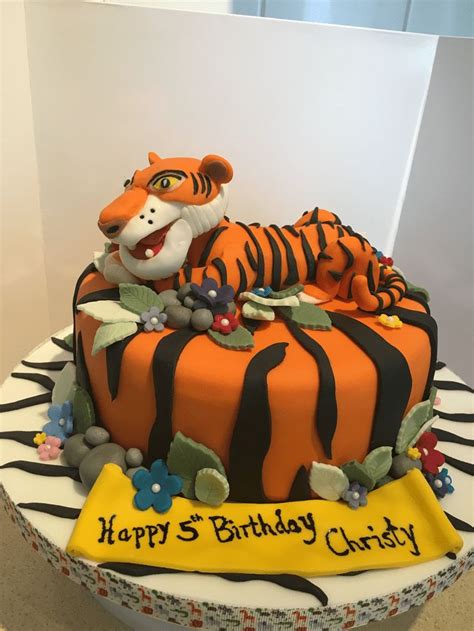 Tiger Cake Design Images (Tiger Birthday Cake Ideas) | Tiger cake, Cake ...