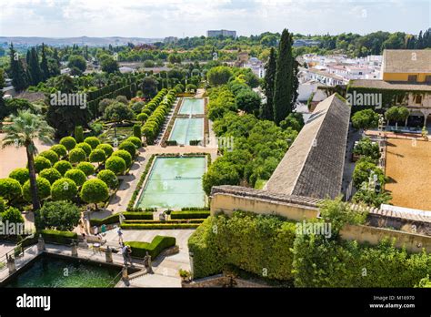 El Alcázar de los Reyes Cristianos es el castillo de los Reyes ...