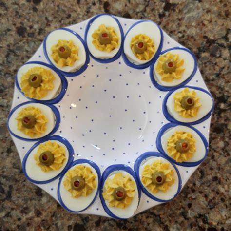 Deviled egg plate | Deviled egg plate, Deviled eggs, Food