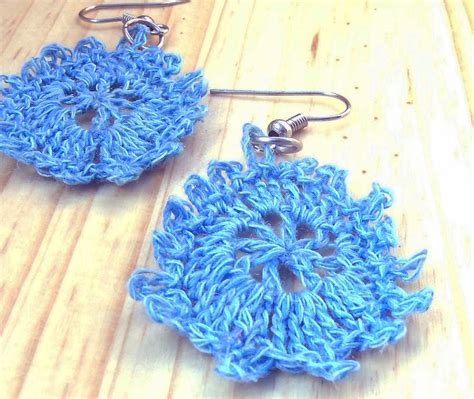 Craft Cove Blog: Blocking and stiffening Crochet Items