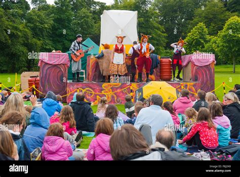 Outdoor children's theatre puppet show at Crathes Castle in Aberdeenshire, Scotland Stock Photo ...