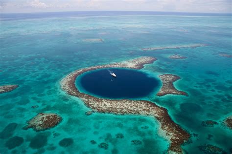 Pin by Chris McDaniel on Places I've been | Great blue hole, Blue hole, Blue hole belize