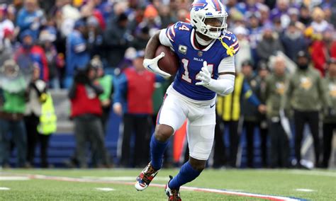 Buffalo Bills’ Stefon Diggs makes jaw-dropping catch vs. Vikings