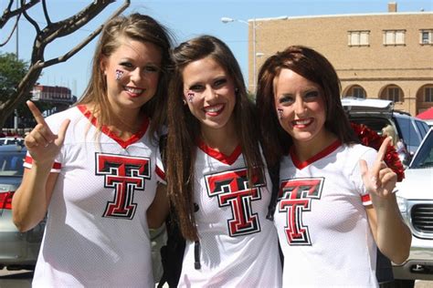 blue tranz: Texas Tech Cheerleaders