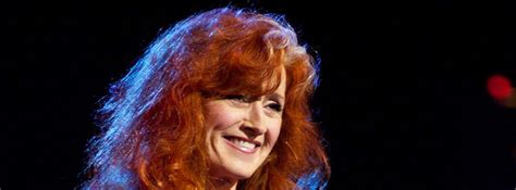 Bonnie Raitt | Age, Career, Net Worth, Marriage, Divorce, Rumours