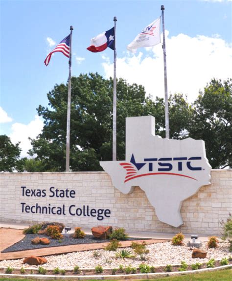 TSTC Electrical Power and Controls Graduates Hired by National Field ...