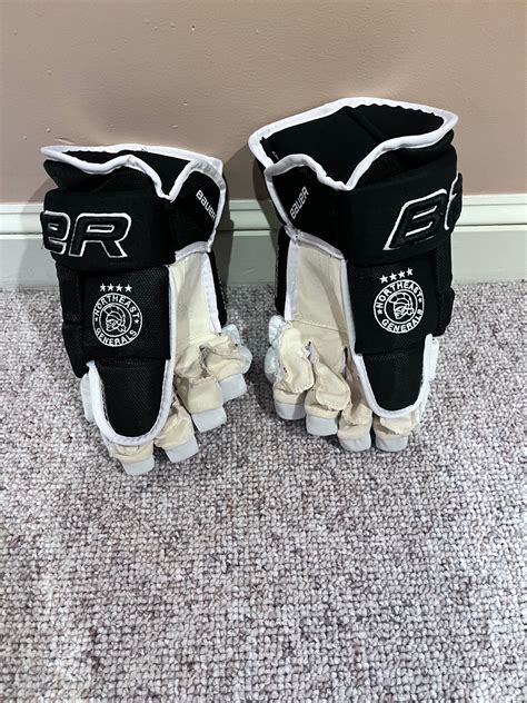 Bauer pro team gloves | SidelineSwap