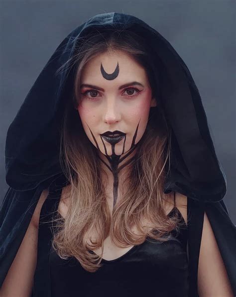 Goth Halloween Makeup Ideas