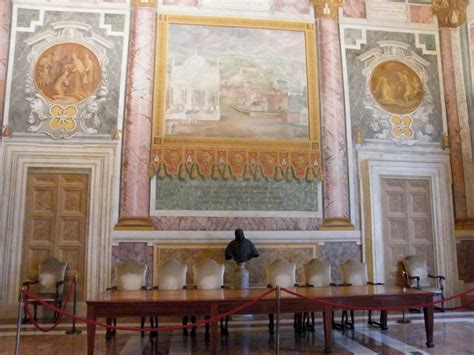 ROMAPEDIA: LATERAN PALACE - HISTORICAL MUSEUM OF THE VATICAN