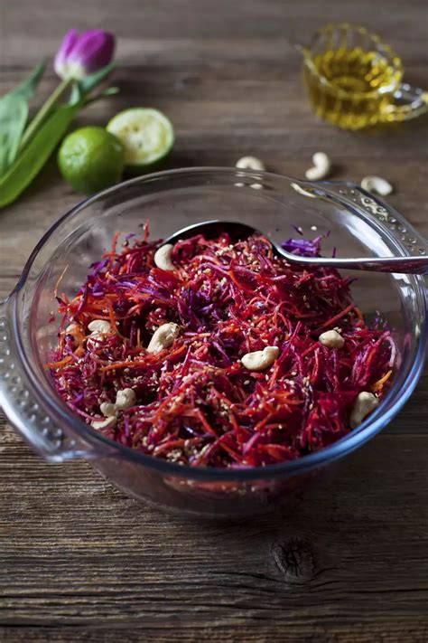 Red Cabbage Salad - Recipes