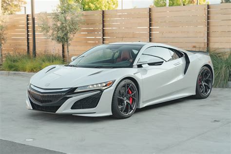 2017 Acura NSX sold at ISSIMI