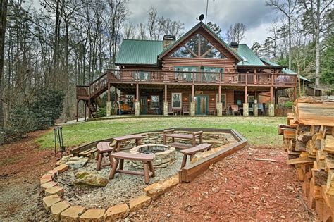 Luxury Lake Hartwell Villa w/Dock, Theater+Hot Tub UPDATED 2020 - Tripadvisor - Martin Vacation ...