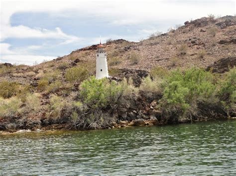 How to Love Where You Are and Eat Where the Locals Eat!!: CATCHING UP - LAKE HAVASU LIGHTHOUSE ...