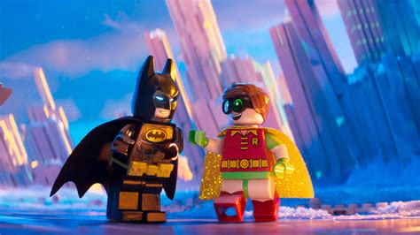 Will Arnett's LEGO BATMAN Returns For A Message To Kids About Covid-19