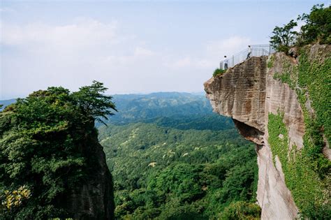 Nokogiriyama (Mt. Nokogiri), Chiba - Tokyo Outdoor Day Trips by Ippei and Janine