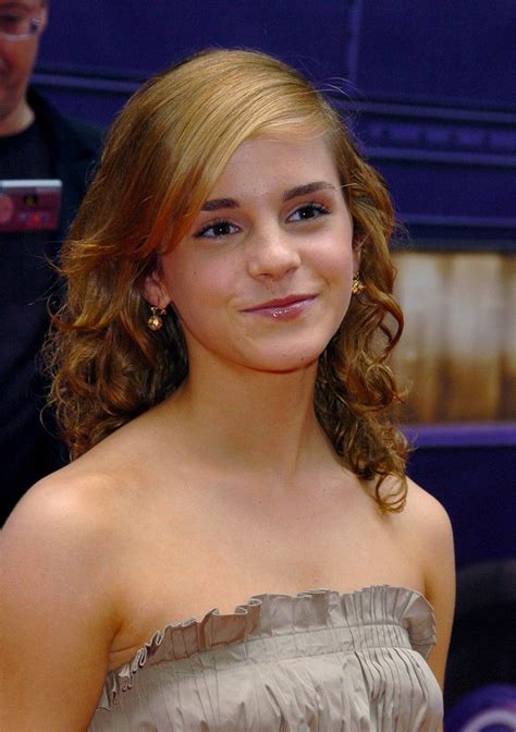 Emma Watson - The Prisoner of Azkaban Premiere NYC 2004 | Donne bellissime, Donne, Instagram