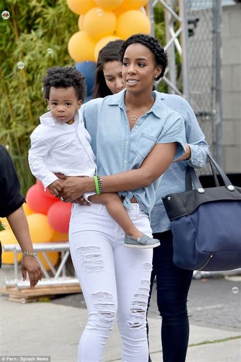 Adorable Pictures Of Kelly Rowland And Son, Titan - Celebrities - Nigeria