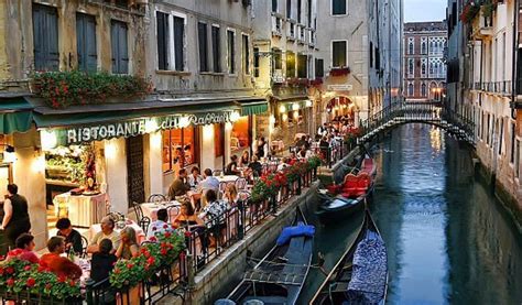 Romantic Restaurants In Venice For Valentine’s Day - Holidaydigg.com