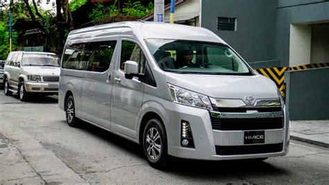 2019 Toyota Hiace GL Grandia Tourer AT: Review, Price, Specs