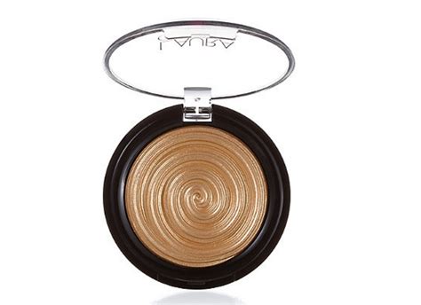 11 Best Highlighters For Brown Skin So WOC Can Get Their Glow On Too