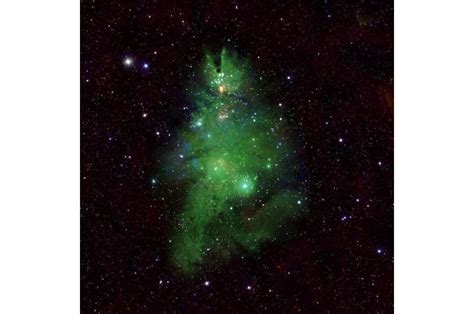 NGC 2264: Telescopes illuminate 'Christmas tree cluster'